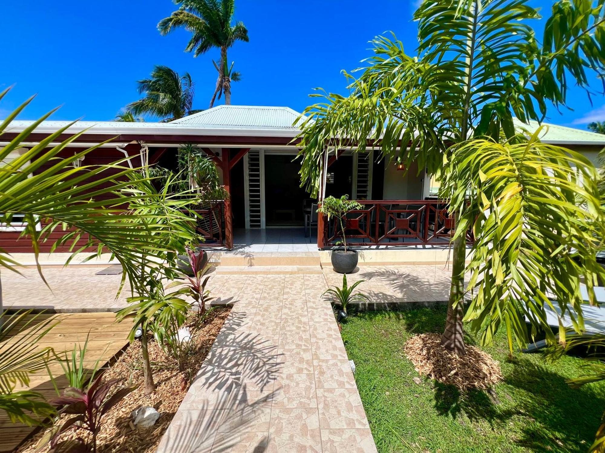 Villa Simeon Saint Francois Avec Piscine Privee Et Jacuzzi Proche Plage Exterior photo